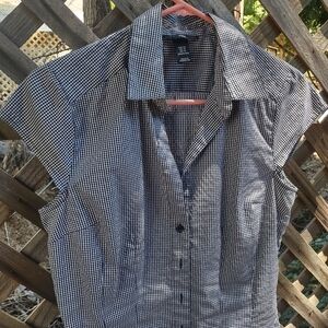 H&M Women's Gingham Button Up Shirt